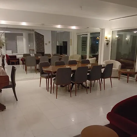 Vila βιλα θεσσαλονικη περιοχη αεροδρομιου με πισινα 8-10 ατομων Livadaki (Thessaloniki)
